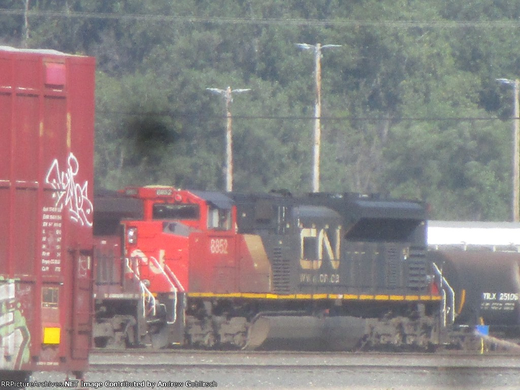 CN 8852